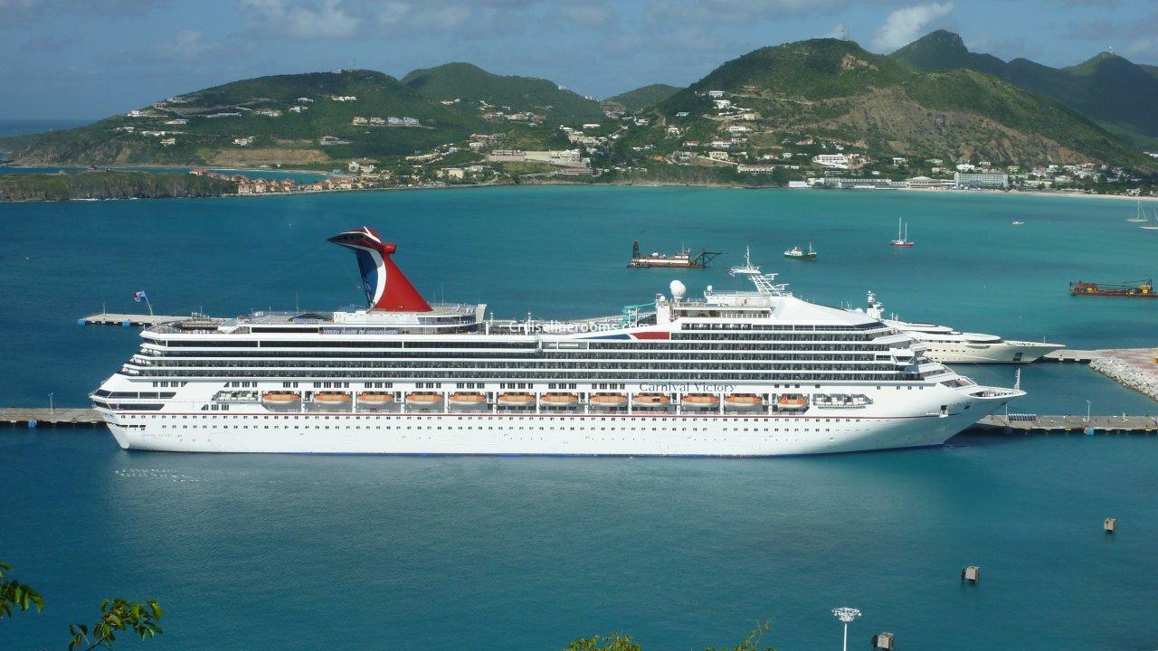 Carnival Victory