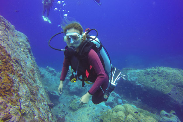 Tour and travel agent in Thane for scuba diving