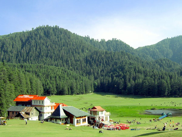 Himachal Pradesh Group Package Tours from Mumbai 